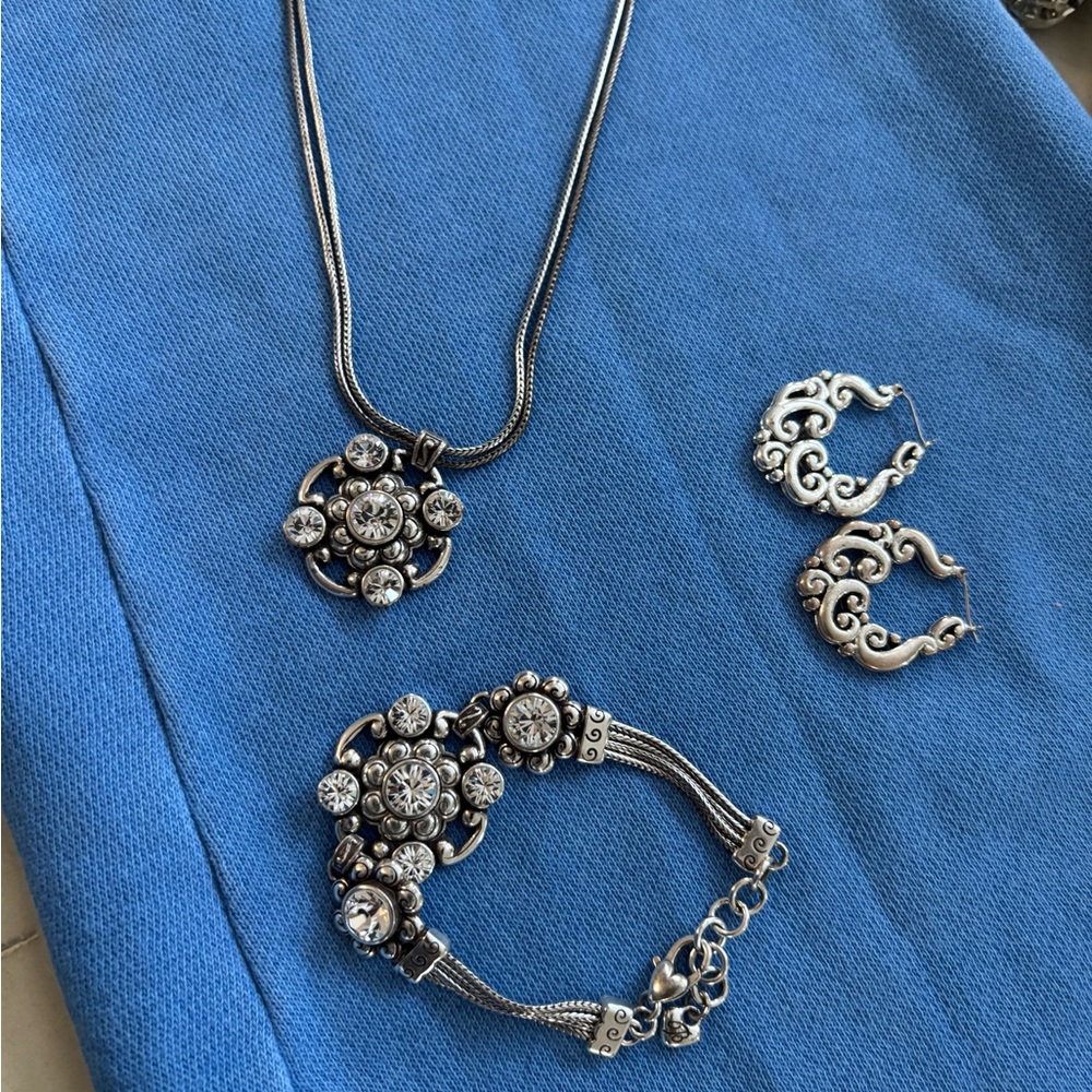 Brighton set new and excellent Silver Jewelry Set necklace bracelet and earrings